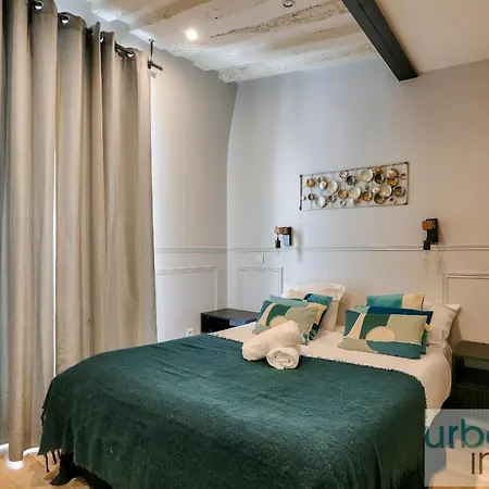 Urbanflat 44 - 2 - En Pleins Centre Paris